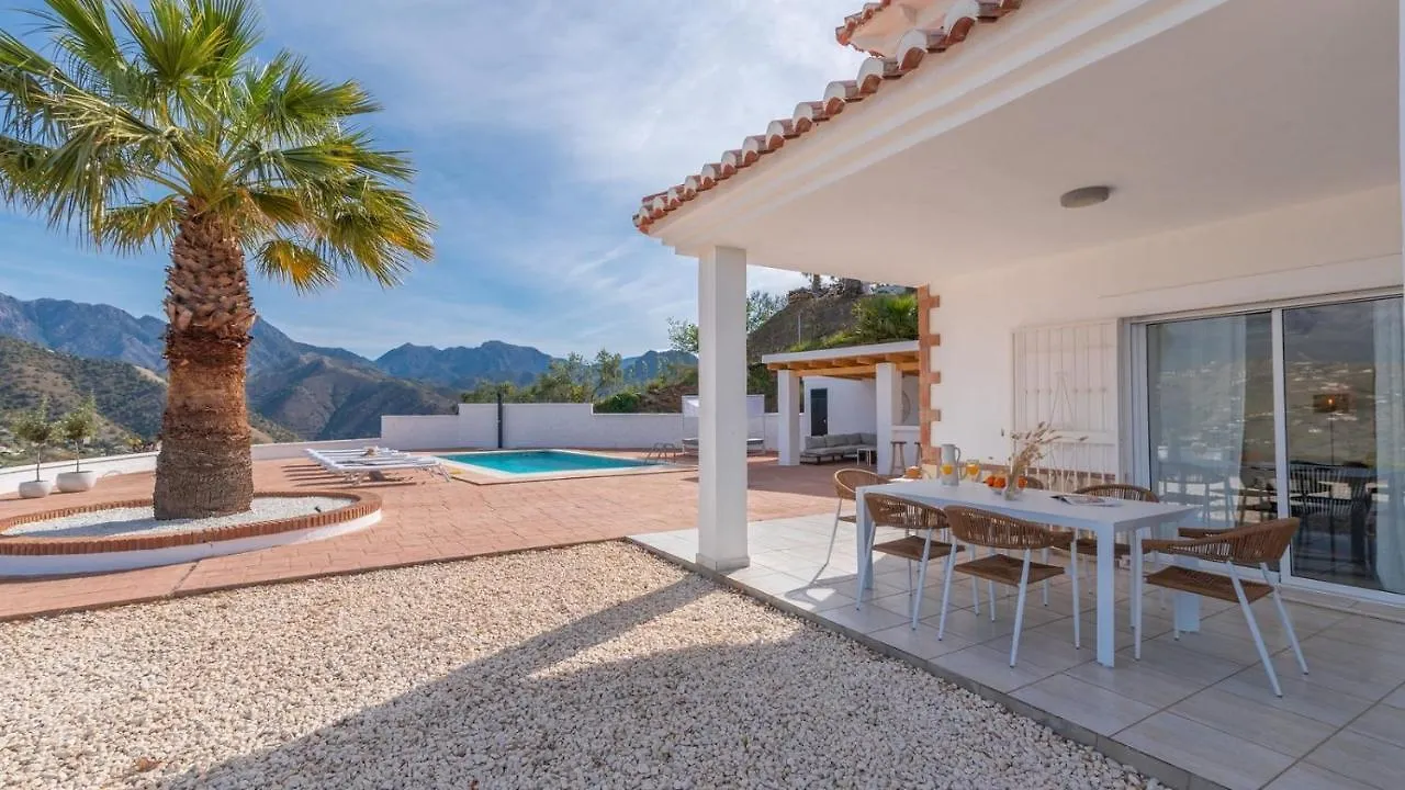 Villa Tres Flores Competa By Ruralidays بيت للعطل